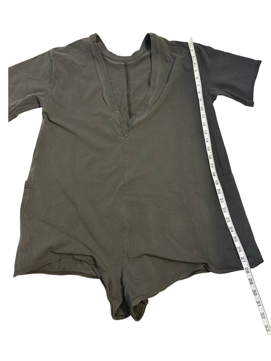 Free People MOVEMENT NWOT Hot Shot Tee Romper Short Size XS Oversized Cozy - Picture 11 of 13